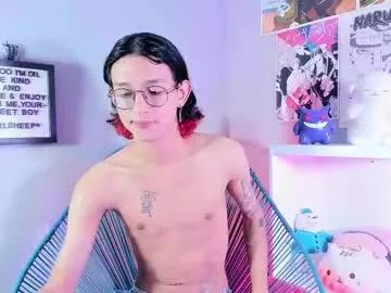 sheepyboyx from Chaturbate