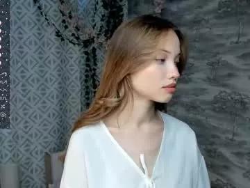 sunnivagaillard from Chaturbate
