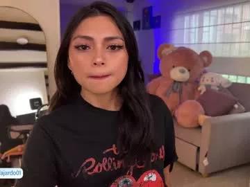 sweet_littleee from Chaturbate