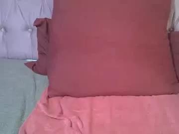 sweetmellowx1 from Chaturbate