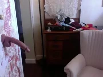 sweetskylarxo from Chaturbate