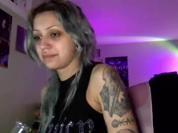 Theeking_venus from Chaturbate