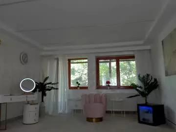 tiffanyhouston_ from Chaturbate