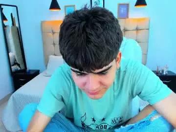 tommy18__ from Chaturbate