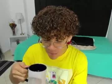 tommy_tucker10 from Chaturbate
