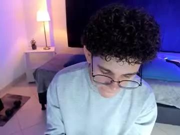 tommy_tucker10 from Chaturbate