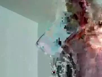 totallyawesome_65 from Chaturbate