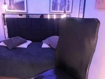 tylla_ from Chaturbate
