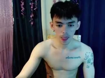 urhunky_boy from Chaturbate