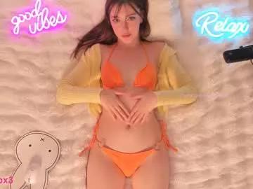 uwuxo from Chaturbate