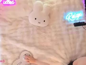 uwuxo from Chaturbate