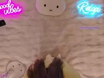 uwuxo from Chaturbate