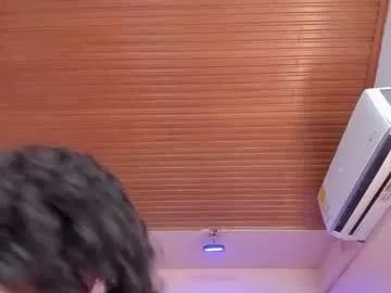 viiolett_lee from Chaturbate