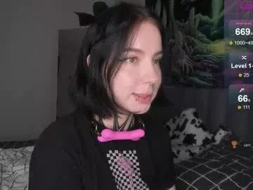 vivi__squirrel from Chaturbate