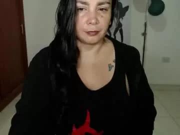 vivian_milf_paint from Chaturbate