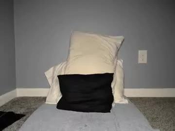 wannaplay1025 from Chaturbate