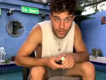 wentbrokeonstrippers from Chaturbate is Freechat