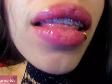 whim_perfect from Chaturbate is Freechat