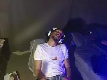 xxxjrstrokesxxx from Chaturbate