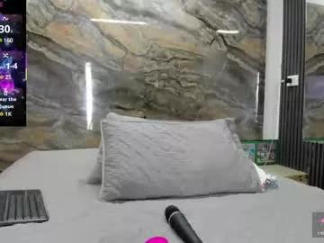 yaya____ from Chaturbate