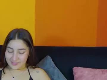 zoee_moretti from Chaturbate