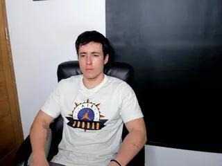 aaron_bain from Flirt4Free