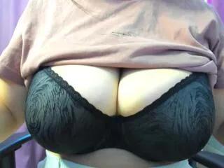 aya_moon from Flirt4Free