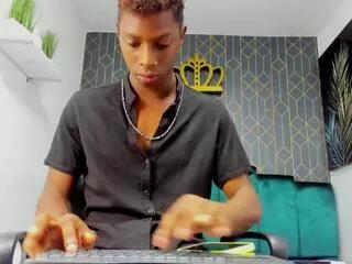 isaac_montana from Flirt4Free