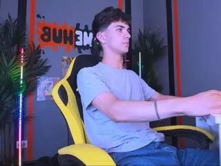larry_gothemy from Flirt4Free