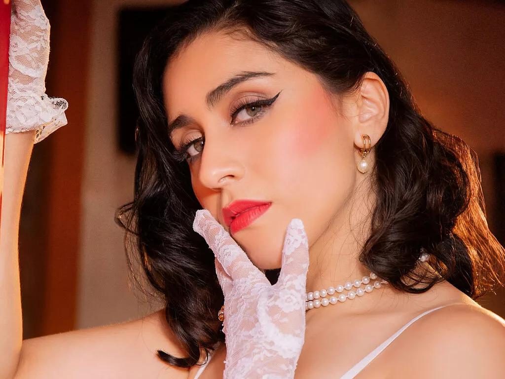 ClaraDuque on LiveJasmin