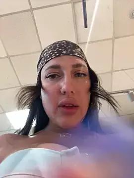 AleksandraRich from StripChat is Freechat