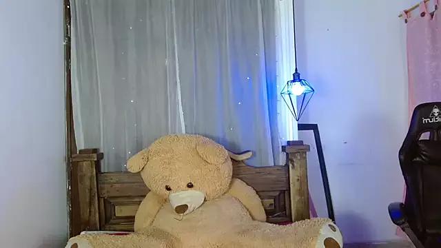 allysonn_fox from StripChat