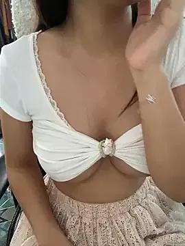 Ammy22 from StripChat