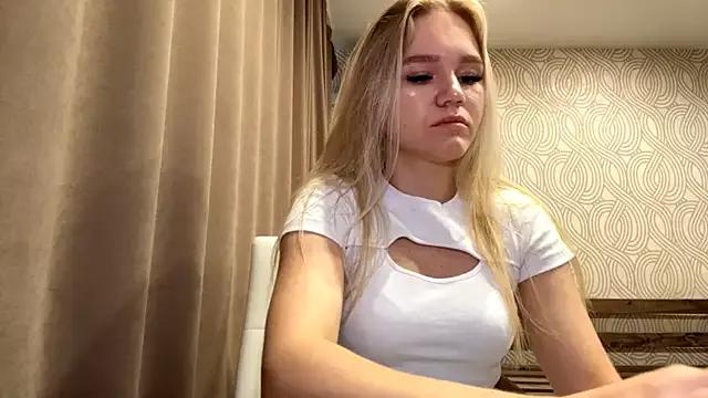 Annarill from StripChat