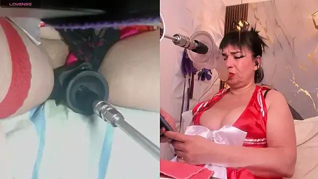annie_wigg from StripChat