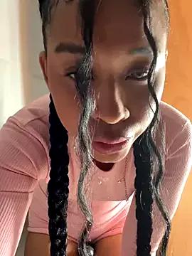 Bella__honey from StripChat