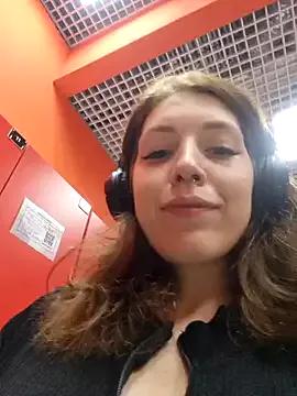 Bella_Gloria from StripChat is Freechat