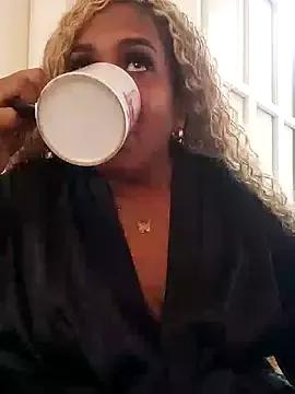 ELLA_KELLY from StripChat