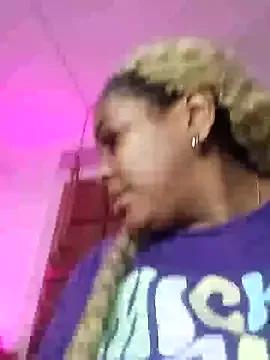 ELLA_KELLY from StripChat