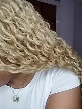 ELLA_KELLY from StripChat