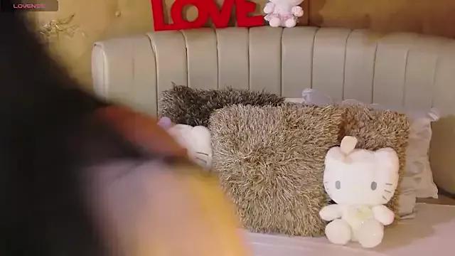 EllieMartini from StripChat