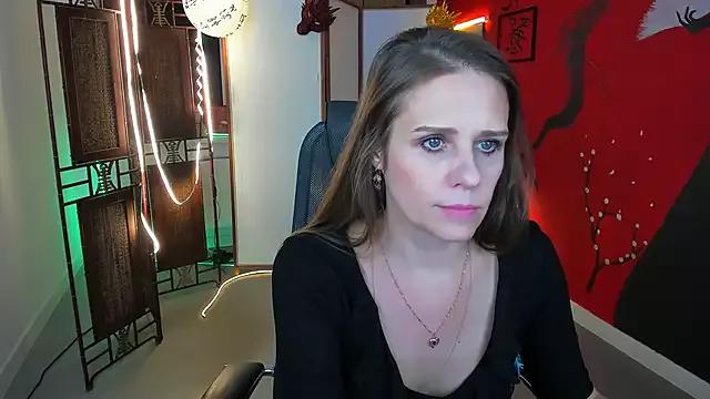 EmiliaBedy from StripChat