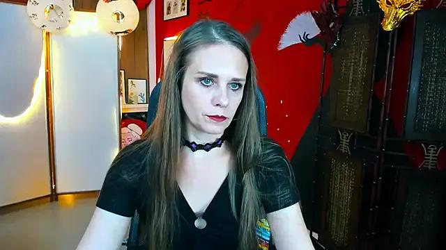 EmiliaBedy from StripChat