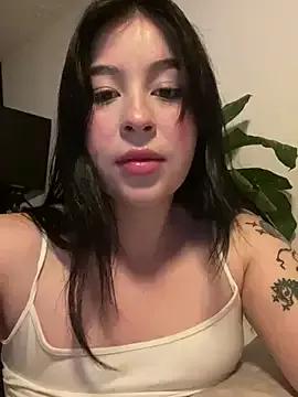 EvelynRoses from StripChat