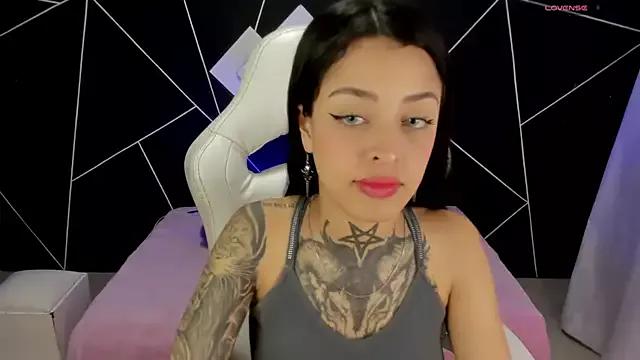 farichell from StripChat is Freechat