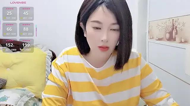 FeilL2t from StripChat is Freechat
