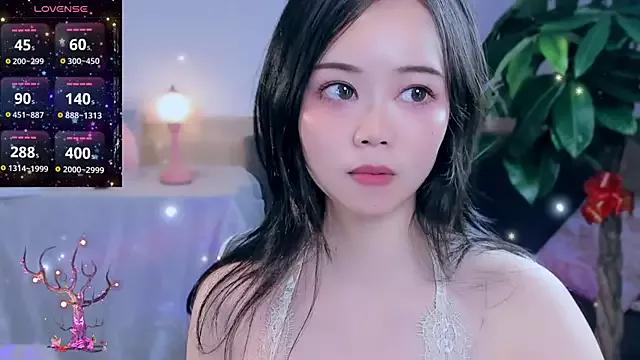 GenevieveRosalie from StripChat