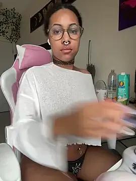 goddessxdreaxo from StripChat is Freechat