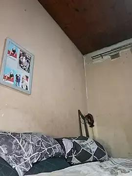 Goodgirlsue_77 from StripChat
