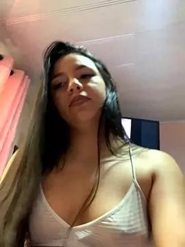 hannahb-e from StripChat